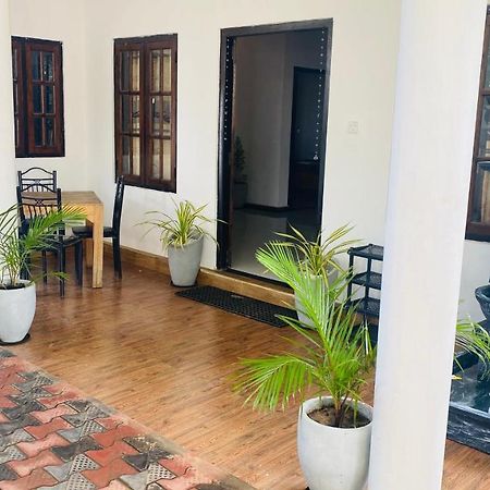 Lali Beach Villa Trincomalee Exterior foto